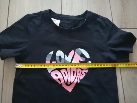 Tričko adidas so srdcom, adidas,128