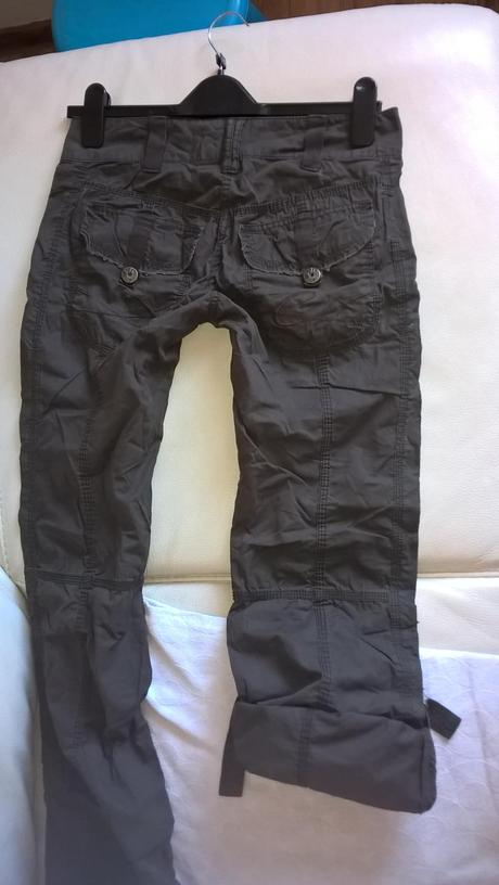 Sportove nohavice esprit, 32