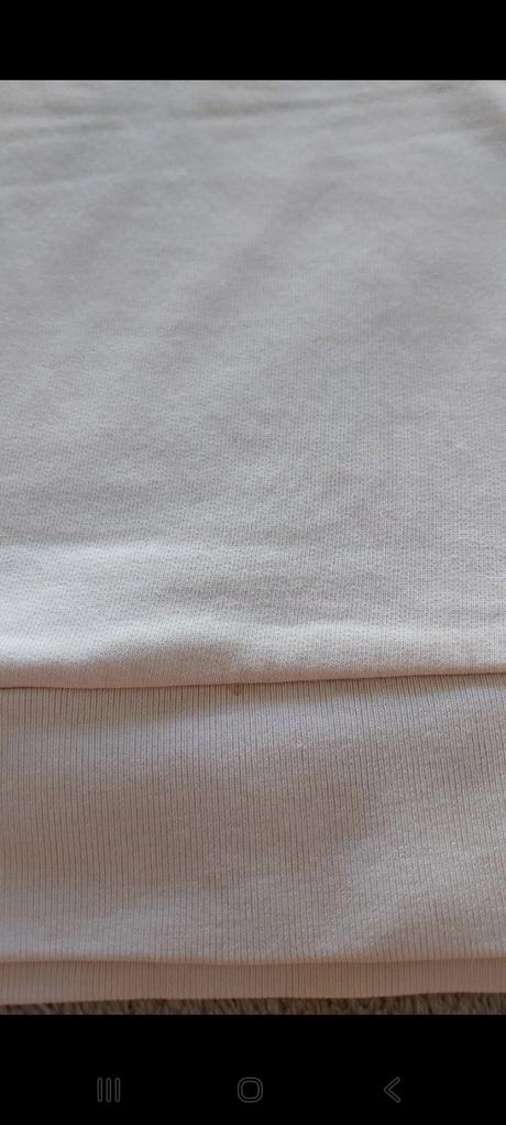 Piskacia mikina yaay, s