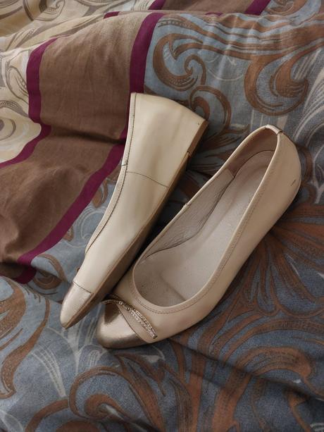 Sviatocné topánky, 36