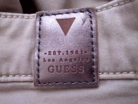Béžové 26, guess,s