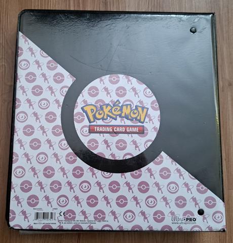 Pokémon album mew + listy na karty (30ks), 