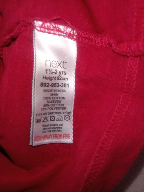 Krasne tricko next so zaujimavou aplikaciou, next,86