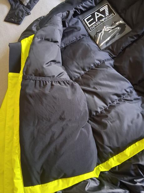 Páperová bunda originál ea7 emporio armani, armani,xl