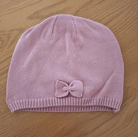 Ružová čiapočka, 104