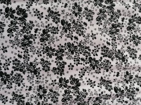 Kvietkované šaty, xs