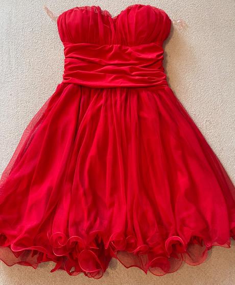 Dámske spoločenské šaty, s