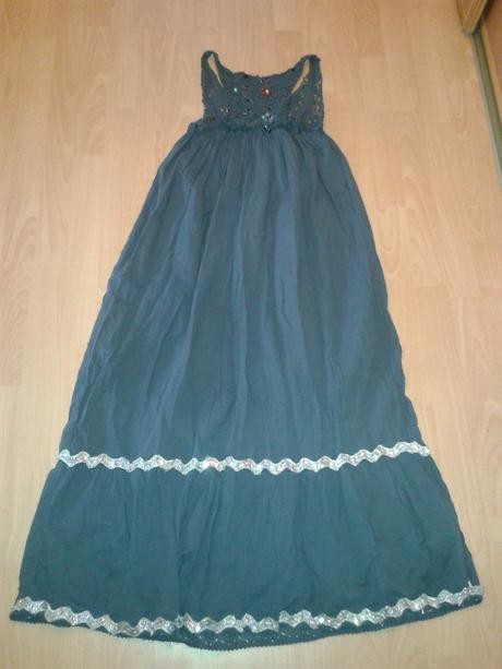 Sive letne maxisaty, 40