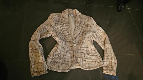 Zimne hrubé sako elegantne typu channel, 38