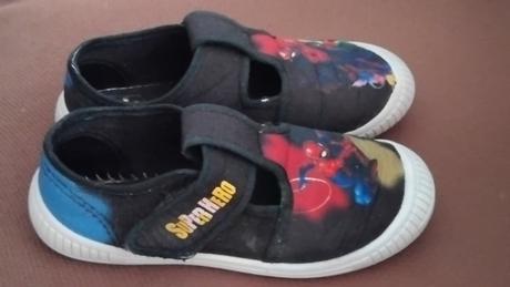 Papučky spiderman č.31, 31