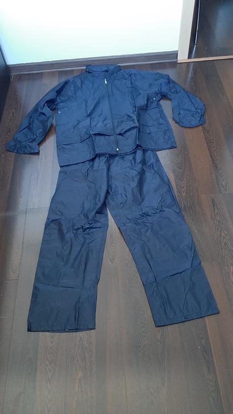 Odev do dažďa m, m