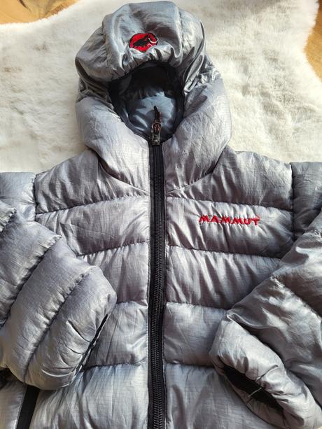 Paperova vetrovka, mammut,86