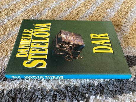 Dar danielle steelová (1998), 