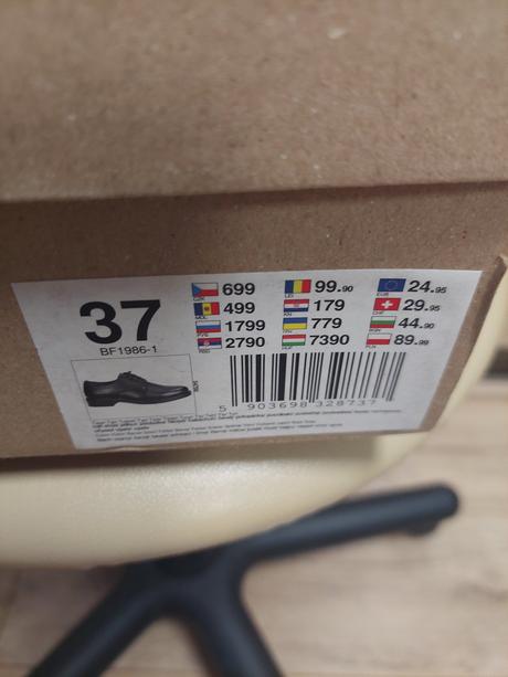 Chlapčenské spoločenské topánky 37 - super stav, 37