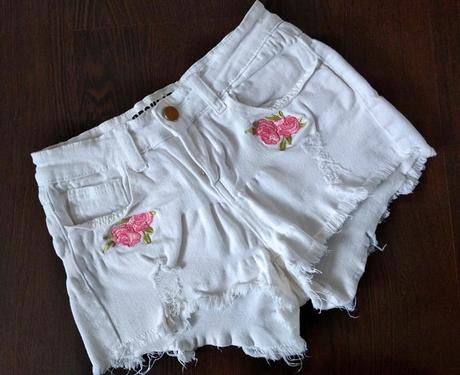 Trendy vyšúchané kraťasy s vyšívaním - 158/xs, gate,158