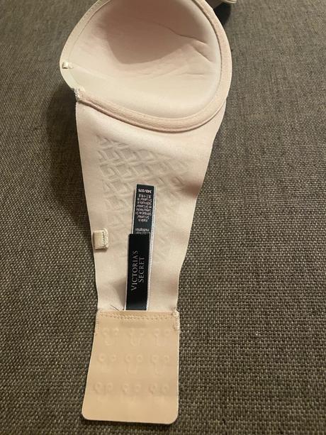 Podprsenka samodržiaca, victoria's secret,75c