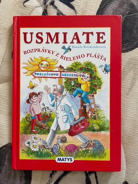 Kniha- usmiate rozpravky z bieleho plasta, 