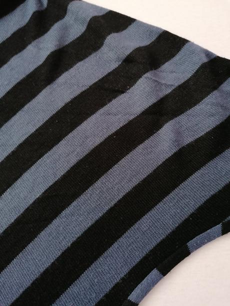 Modro-čierny rolák, s