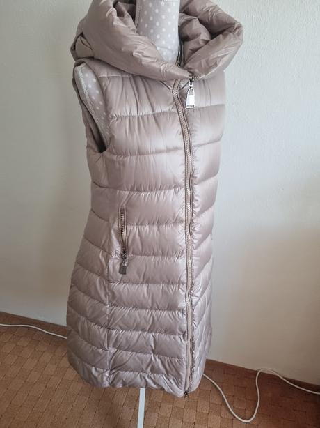 Krémová dlhá prešívaná vesta s kapucňou m, m