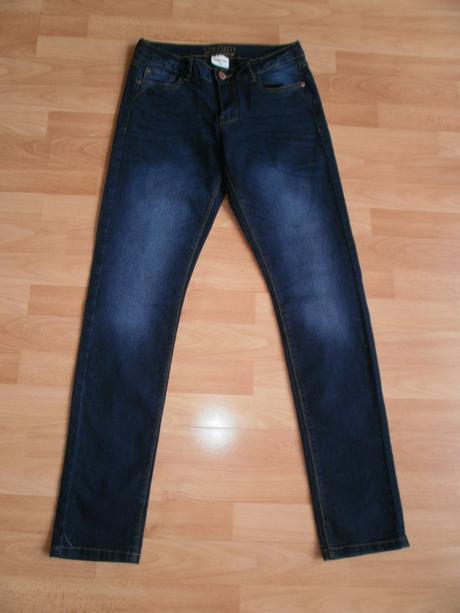 Stredne hrubé elastické rifle ako nové, takko,40