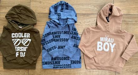 Tricka s kapucnou, 80