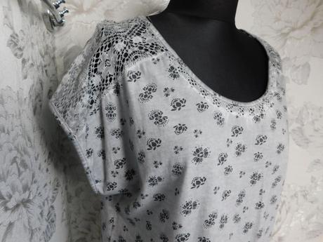 Pekne damske tričko, 40 / 42 / m