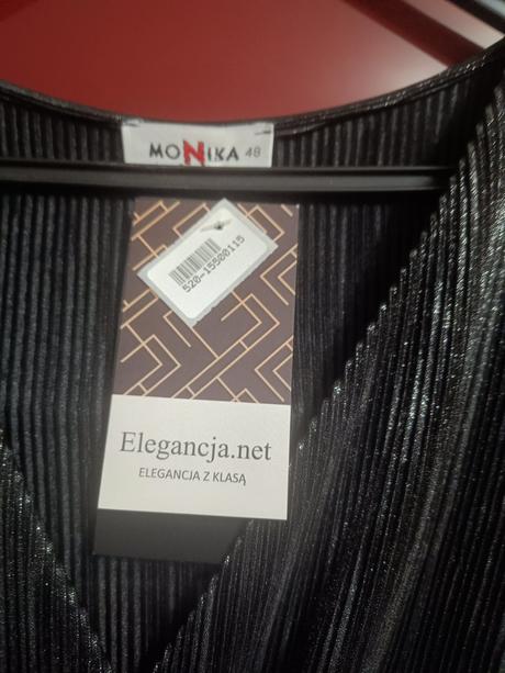 Spoločenské šaty, 48