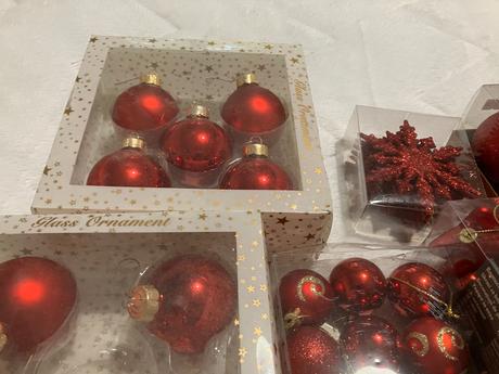 Vianočné ozdoby červené, 