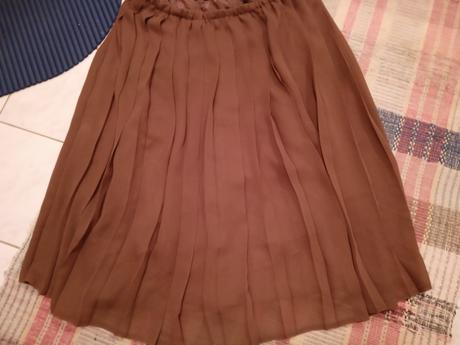 Sukna plisirovana, l