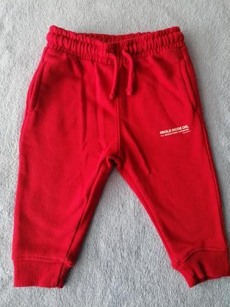 Červené teplaciky, zara,80