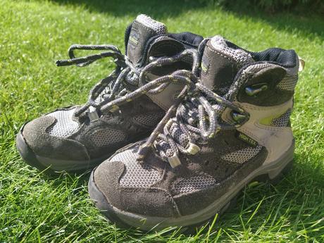 Turistické nepremokavé topánky, 28