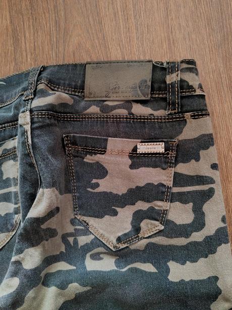 Rifle maskáčové, s