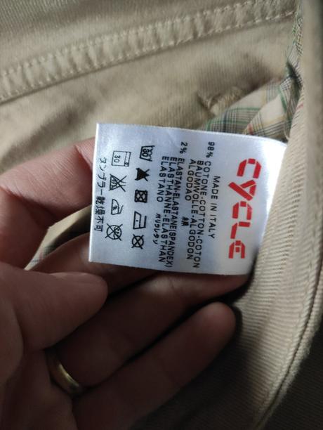 Kvalitné bavlnené nohavice talianskej značky cycle, 40