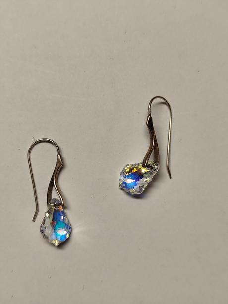 Nausnicky so swarovsky bielymi kamienkami, 