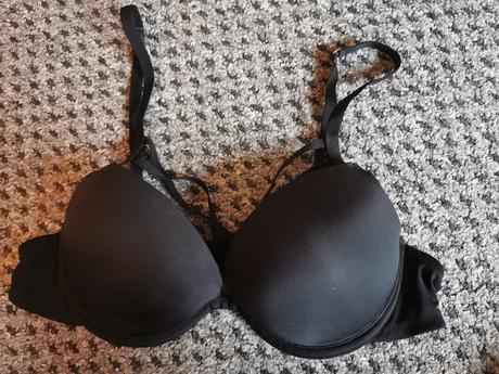 Dámska push up podprsenka s pásikmi vo výstrihu, new yorker,75b