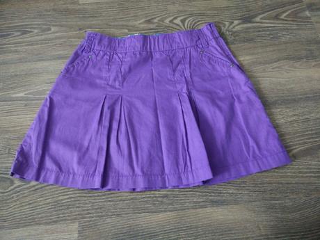 Dievčenská sukňa, 152