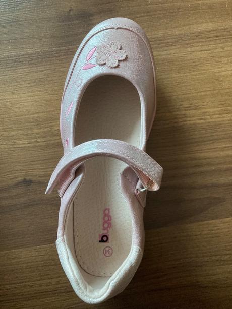 Balerinky, 34