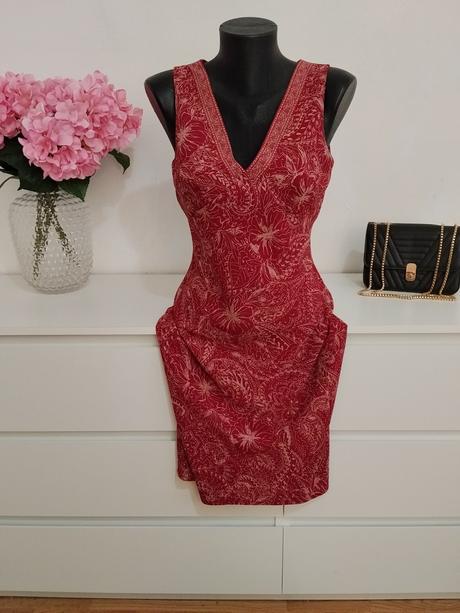 Inwear - vínovočervené šaty s paisley vzorom, 34