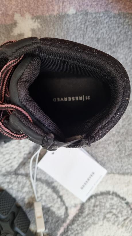 B3385 topánky, reserved,30