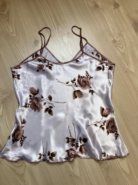 Dámske lesklé kvetované tielko, l