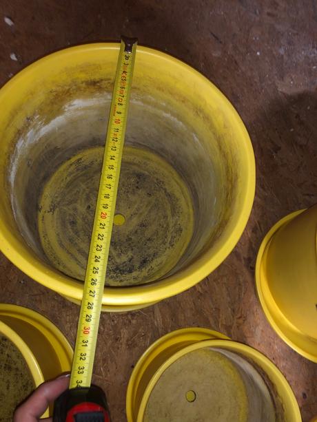 Črepniky žlté keramické, 