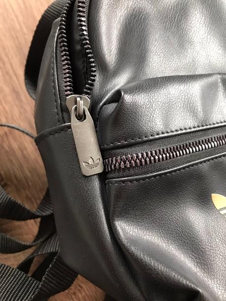 Ruksak adidas, adidas
