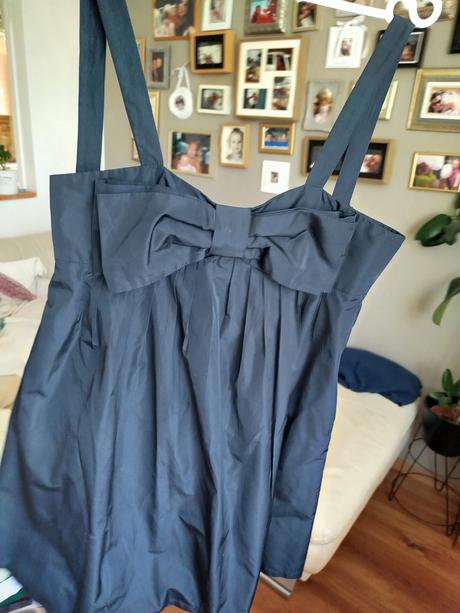 Tára jarnom šaty spolocenske, 40