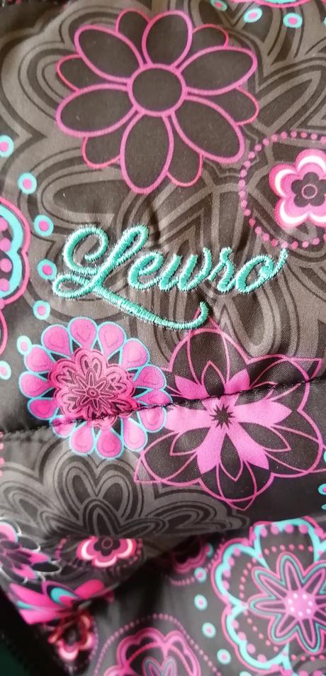 Dievčenská zimná bunda, 152