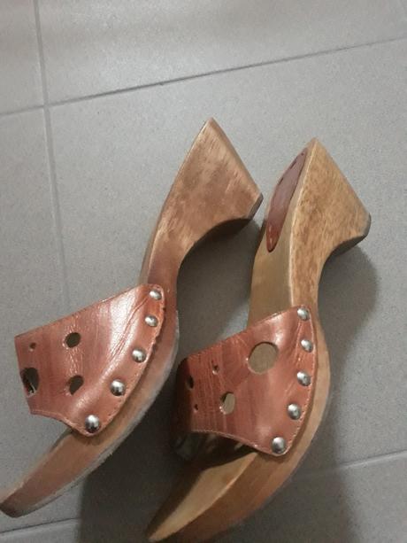 Šľapky dreváky, 39