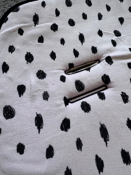 Podlozka do kocika pinkie dots, pinkie