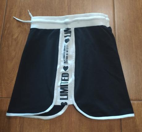 Športová suknička, reporter,152