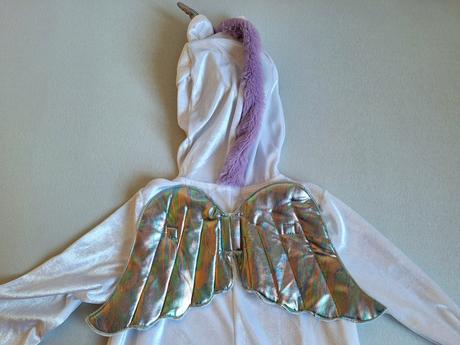 Dúhový jednorožec s krídlami deluxe kostým 110-116,