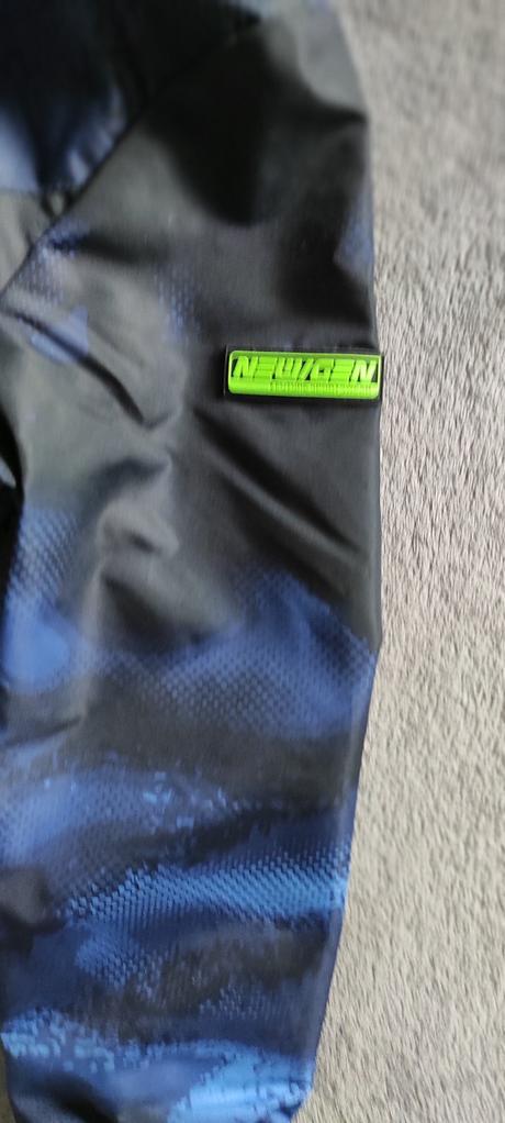 Chlapčenská bunda, f&f,122