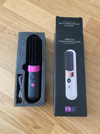 Bezdrôtová žehliaca kefa na vlasy , nepoužitá, 